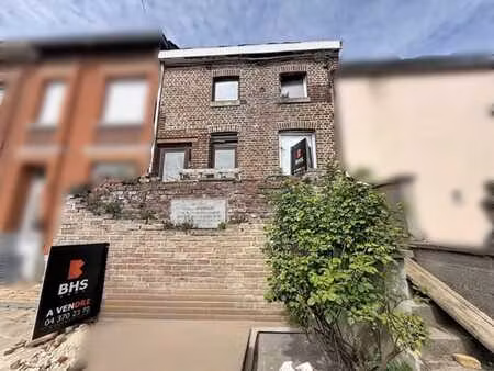 maison à rénover entièrement – fort potentiel