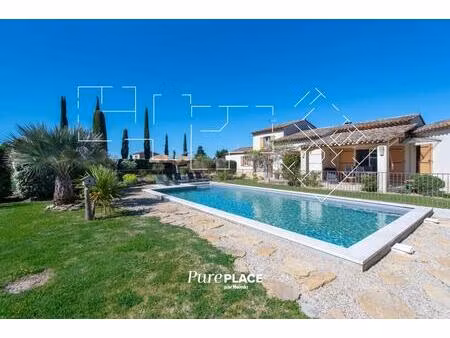 mas provençal d’exception – vue sur le luberon – environnement confidentiel