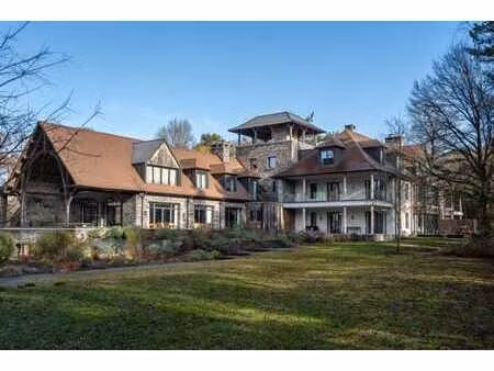 superbe apt 2 ch de 132m² +terrasse dans un domaine prive