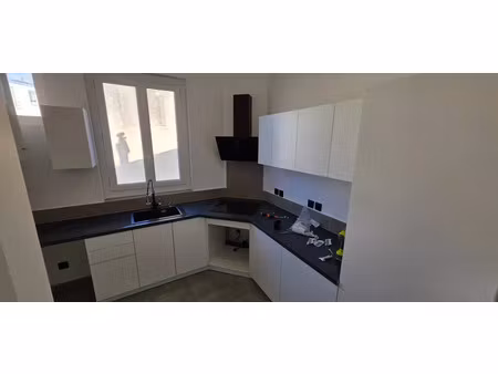 location appartement 5 pièces 80 m² à fontenay-sous-bois (94120)