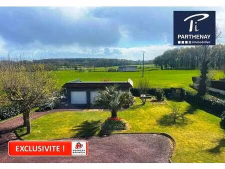 vente terrain à breteil (35160) : à vendre / 555m² breteil