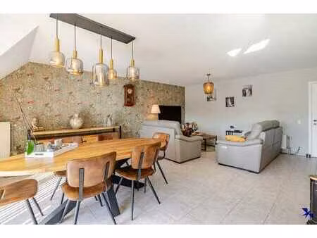 appartement spacieux et clé sur porte à blaasveld avec 2 ter