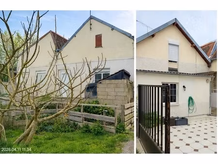 maison 4 pièces sur environ 1100 m2 de terrain