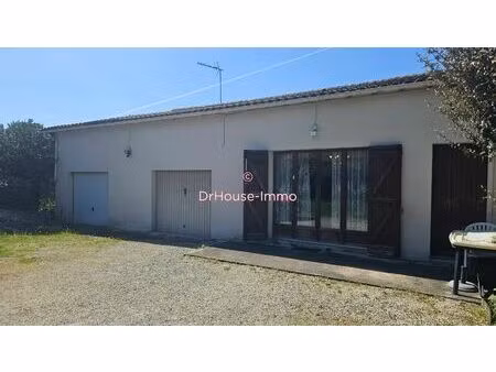 maison familiale de 5 pièces à rénover.