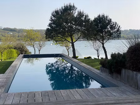 a vendre maison t5 face a la mer avec accès direct guipavas