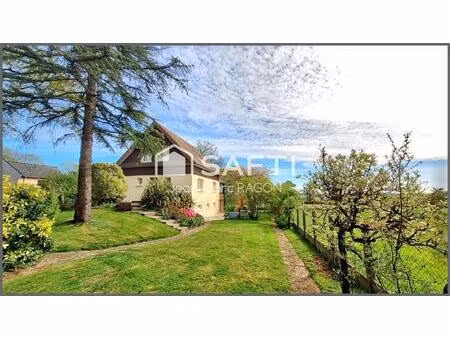 à 2 minutes de vitré  maison lumineuse avec annexe