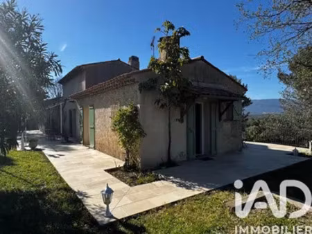 maison de campagne à saint-paul-en-forêt (83440)