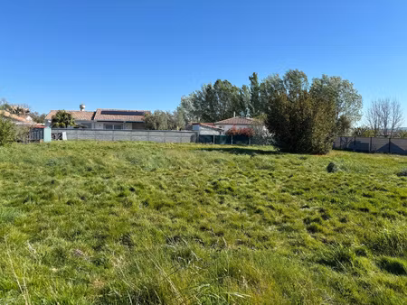 terrain à bâtir de 460 m2 viabilisé