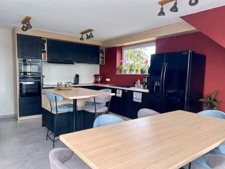 penthouse 3 chambres de construction récente.