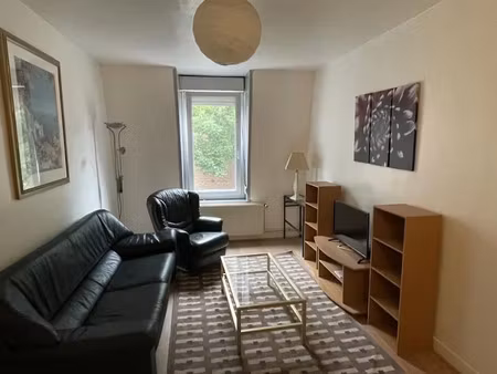 location meublée appartement 2 pièces 49 m² à lille (59000)  940 €