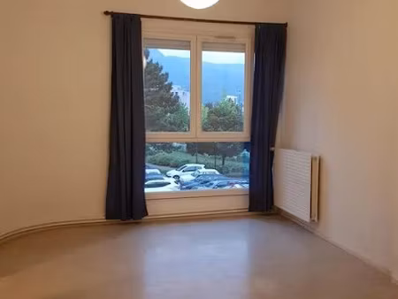location appartement 1 pièce 39 m² à echirolles (38130)  700 €