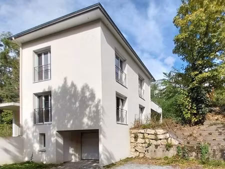 location maison 4 pièces 124 m² à saint-chamond (42400)  1 420 €