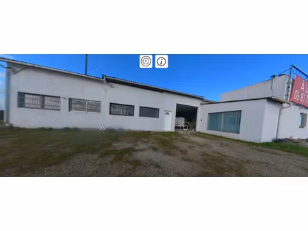 location locaux professionnels 8 pièces 396 m² à saverdun (09700)  1 700 €