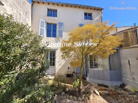 vente maison 5 pièces 139 m² à montmorillon (86500)  135 000 €