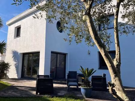 vente maison à larmor-plage (56260) : à vendre / 140m² larmor-plage