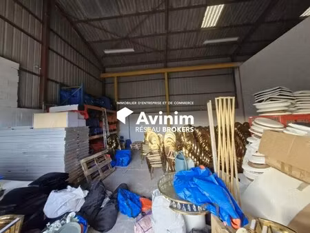 location entrepôt 100 m²