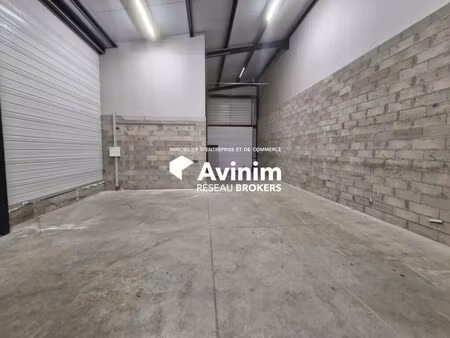 location entrepôt 190 m²