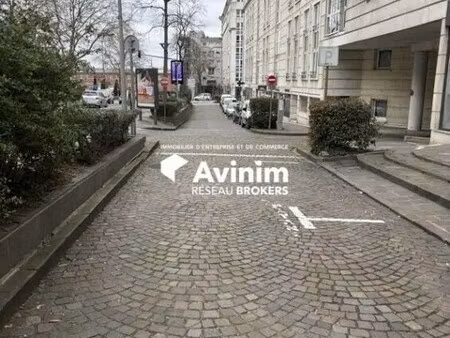 location commerce 40 m²