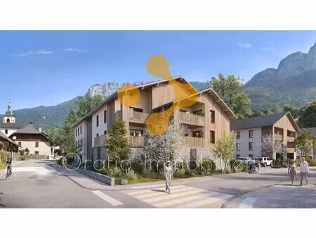 t2 dernier étage  proche du centre du village