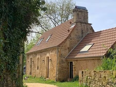 maison 3 pièce(s) 99.54 m2 dépendances 211 m2 terrain 3518 m2