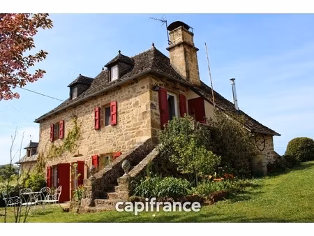 charmante maison de campagne d'environ 97m2 avec jardin et garage