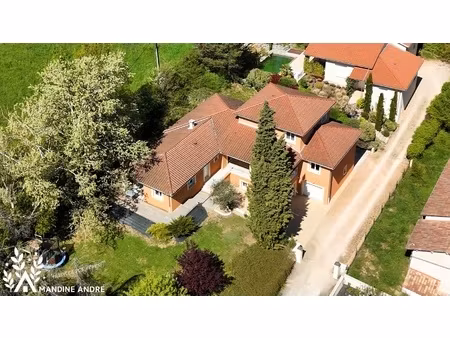 maison 7 pièces - 280 m²