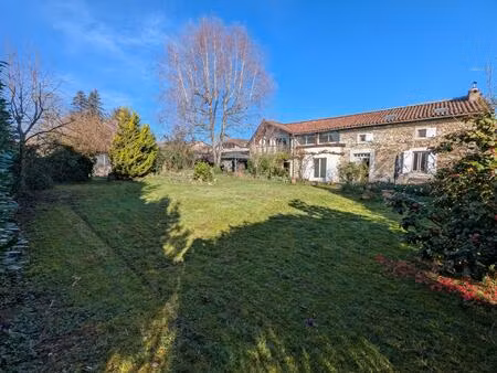 maison de caractère en pierre  5 chambres