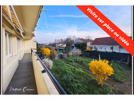 t5 avec grand balcon  jardin  garage et cave