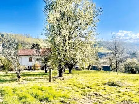 belle bâtisse sur parcelle 5800 m2