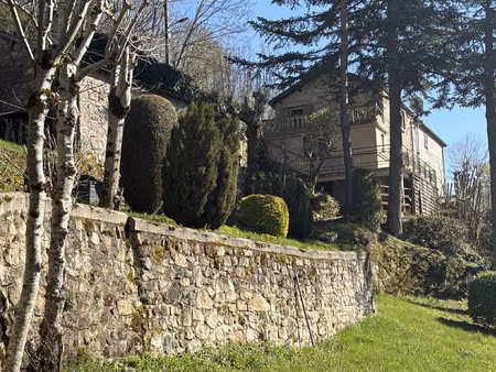 saint léons en aveyron. maison en pierre rénovée sur magnifi