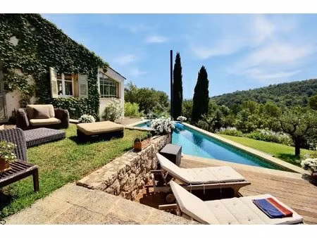 belle villa provençale - vue panoramique -