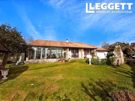 annonce vente maison 9 pièces de 186m2 à bertric-burée (24320) - paruvendu.fr ref 99278581