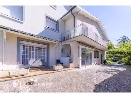 achat maison 8 pièces 217m²