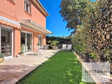 fréjus  maison valescure  grand confort   jacuzzi