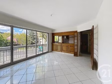 location appartement 2 pièces 47m² chamalieres 63400