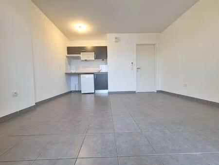 location appartement 1 pièce 24m² royan 17200