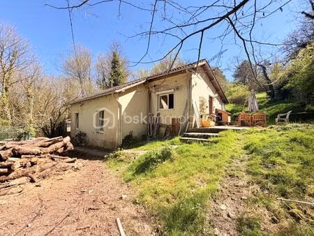à vendre – maison de plain-pied avec grand terrain dans un environnement très calme sans a