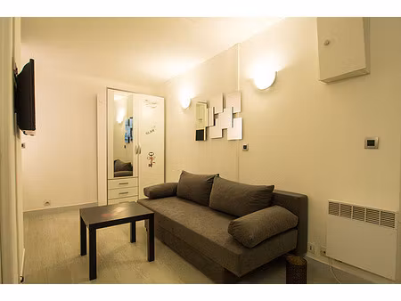 studio meublé avec cave