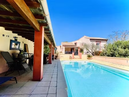villa t5 140 m2 - terrain 1300 m2- piscine - garage - pool house