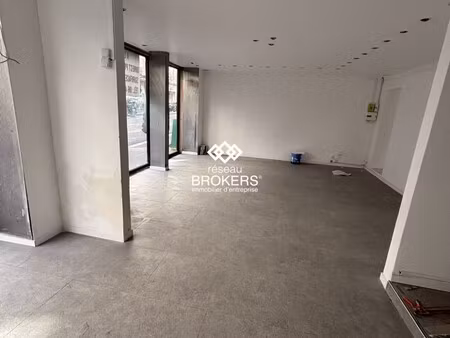 location local commercial