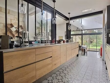 vente maison 208m2 bordeaux (33800)