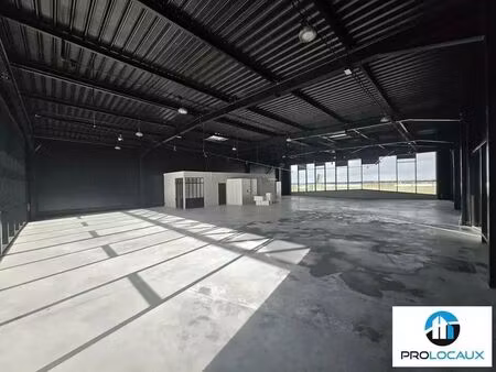 location commerce glisy 80440 525m²