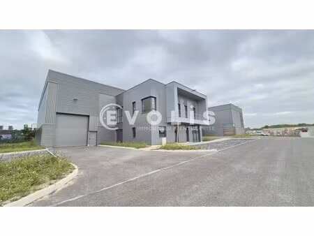 vente local d'activités 699 m² à 3 045 m²