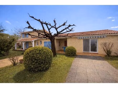 bias ensemble immobilier avec maison principale et logement indépendant