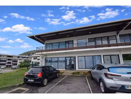 vente bureau 6 pièces 118 m² cayenne (97300)
