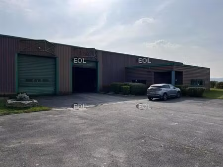 vente entrepôt 1 040 m²
