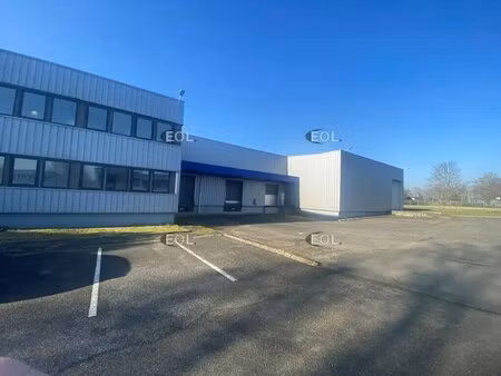 location local d'activités 2 280 m²