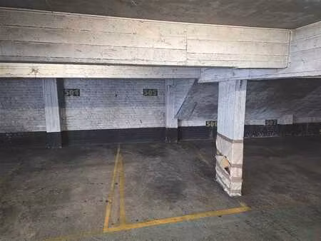 parking/boxe de garage