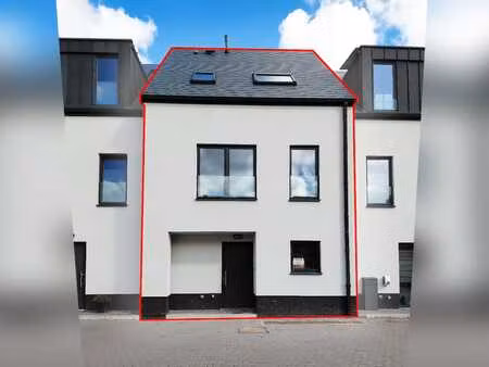 maison contemporaine 3 ch - jardin - 2 places de parking