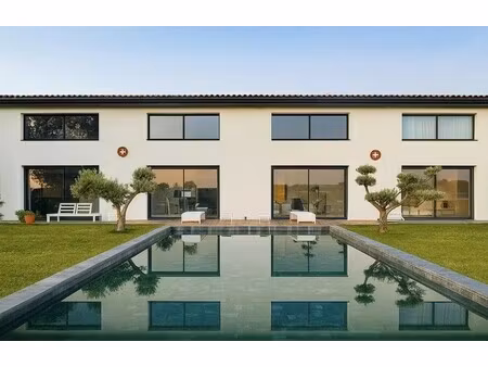 maison de luxe à vendre dans le quartier sud